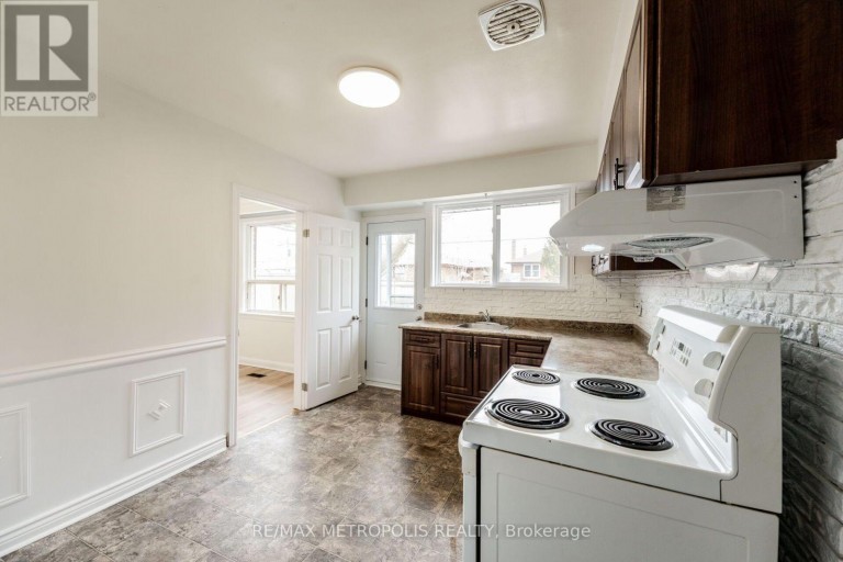 20 PERIVALE CRESCENT, Toronto (Bendale), Ontario, M1J2C1