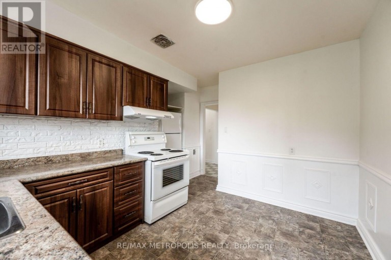 20 PERIVALE CRESCENT, Toronto (Bendale), Ontario, M1J2C1