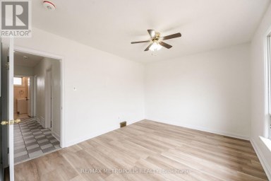 20 PERIVALE CRESCENT Toronto (Bendale) Ontario photo 34