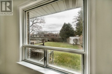 20 PERIVALE CRESCENT Toronto (Bendale) Ontario photo 45