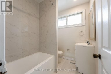 20 PERIVALE CRESCENT Toronto (Bendale) Ontario photo 46