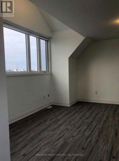 UPPER - 85 VEDETTE WAY, Vaughan (East Woodbridge), Ontario, L4H4K3