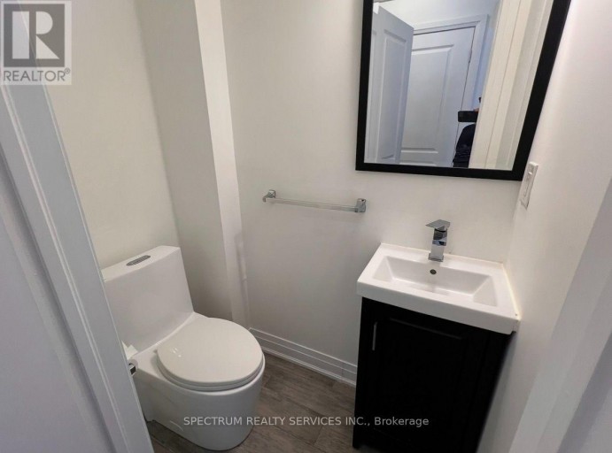 UPPER - 85 VEDETTE WAY, Vaughan (East Woodbridge), Ontario, L4H4K3