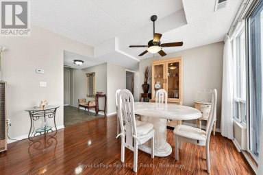 402 - 105 BAGOT STREET Guelph (Junction/Onward Willow) Ontario photo 12