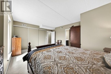 402 - 105 BAGOT STREET Guelph (Junction/Onward Willow) Ontario photo 19