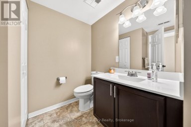 402 - 105 BAGOT STREET Guelph (Junction/Onward Willow) Ontario photo 25