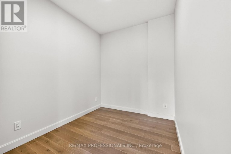 201 - 393 PERTH AVENUE, Toronto (Dovercourt-Wallace Emerson-Junction), Ontario, M6P3Y5
