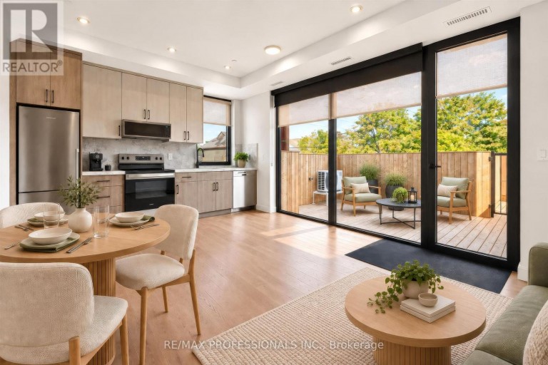 201 - 393 PERTH AVENUE, Toronto (Dovercourt-Wallace Emerson-Junction), Ontario, M6P3Y5