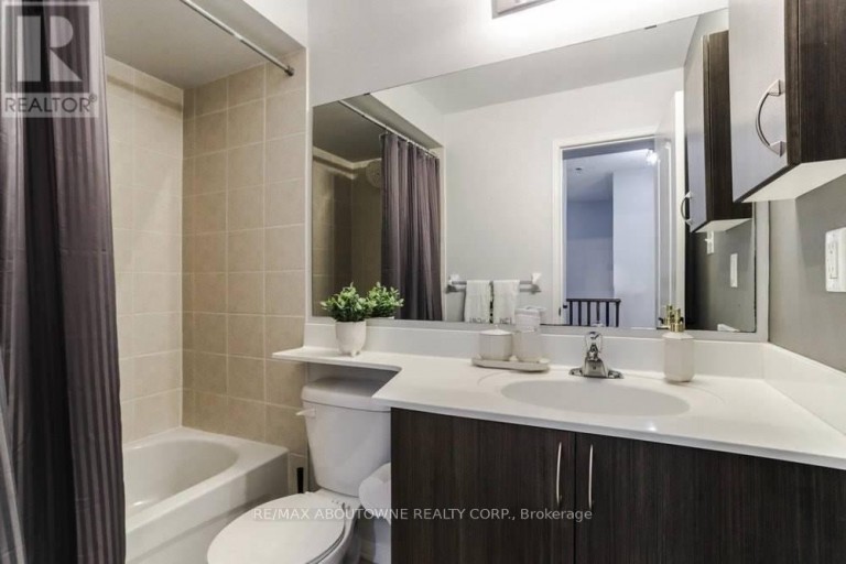 10 - 2579 SIXTH LINE, Oakville (RO River Oaks), Ontario, L6H0H7