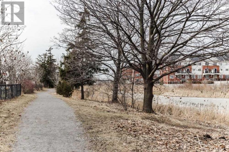 10 - 2579 SIXTH LINE, Oakville (RO River Oaks), Ontario, L6H0H7