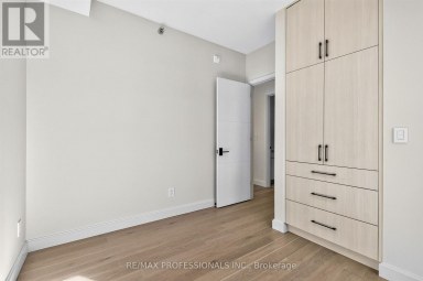 202 - 393 PERTH AVENUE Toronto (Dovercourt-Wallace Emerson-Junction) Ontario photo 13