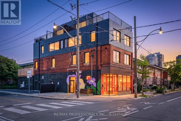 301 - 393 PERTH AVENUE, Toronto (Dovercourt-Wallace Emerson-Junction), Ontario, M6P3Y5