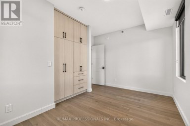 301 - 393 PERTH AVENUE Toronto (Dovercourt-Wallace Emerson-Junction) Ontario photo 20