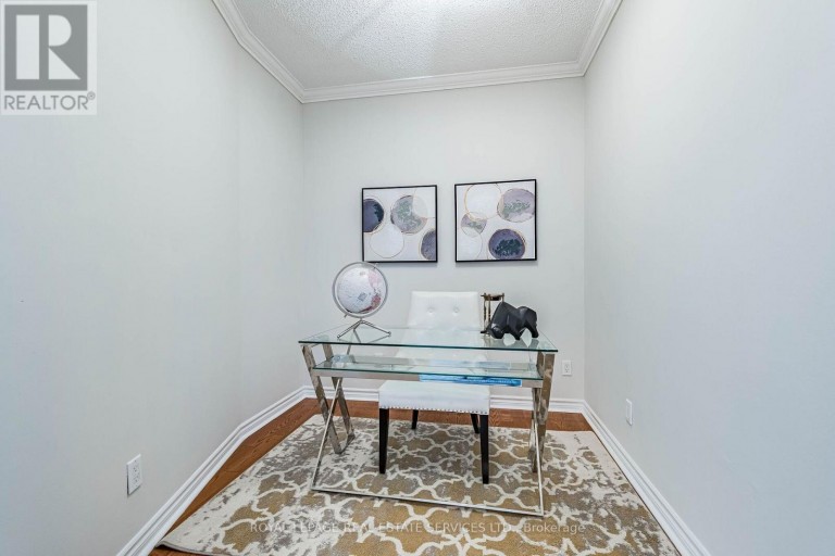 PH7 - 1 BELVEDERE COURT, Brampton (Downtown Brampton), Ontario, L6V4M6