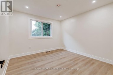 63 HARDALE CRESCENT Hamilton (Huntington) Ontario photo 11
