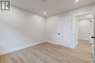63 HARDALE CRESCENT Hamilton (Huntington) Ontario photo 12