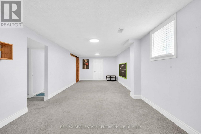 141 CEDAR CREST STREET, Kitchener, Ontario, N2N2A6