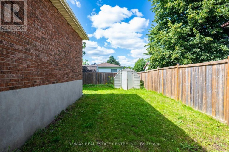 141 CEDAR CREST STREET, Kitchener, Ontario, N2N2A6