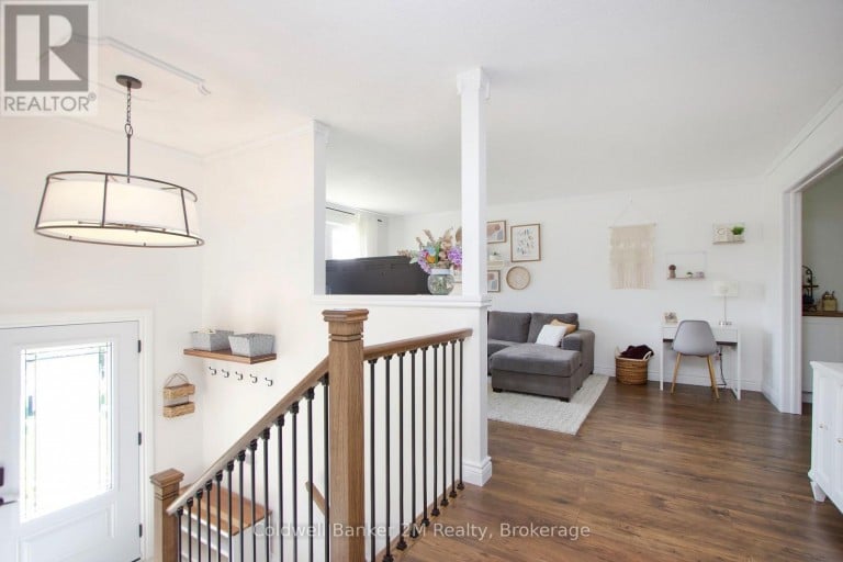 842 SAINT ANNE COURT, Oshawa (Northglen), Ontario, L1J7N1
