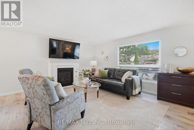 40 WILMOT TRAIL, Clarington (Bowmanville), Ontario, L1B1B8