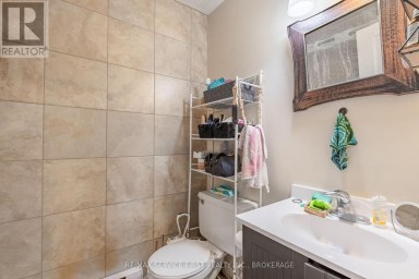 240 WELLINGTON STREET, Kingston (East Of Sir John A. Blvd) Ontario