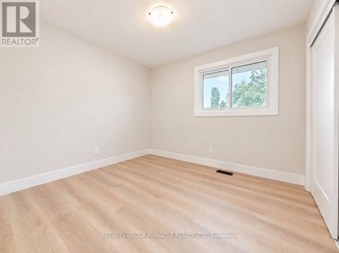 92 ST PATRICK STREET, Kawartha Lakes (Lindsay), Ontario, K9V1R6