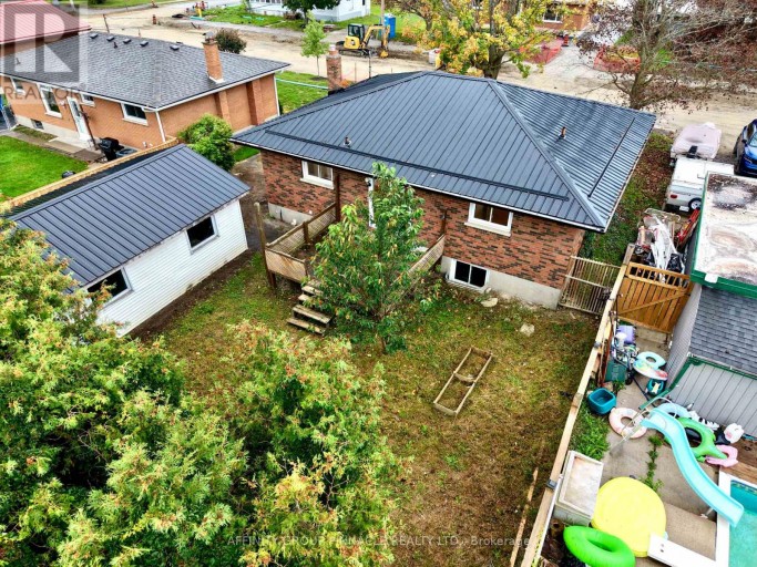 92 ST PATRICK STREET, Kawartha Lakes (Lindsay), Ontario, K9V1R6