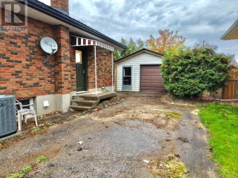 92 ST PATRICK STREET Kawartha Lakes (Lindsay) Ontario photo 5