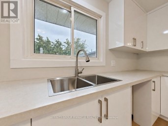 92 ST PATRICK STREET Kawartha Lakes (Lindsay) Ontario photo 8