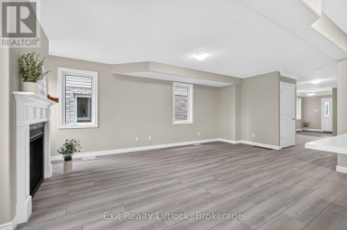 224 O'NEIL STREET Peterborough (Monaghan Ward 2) Ontario photo 10