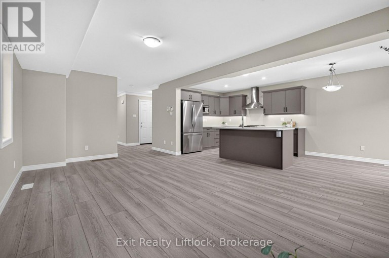 224 O'NEIL STREET, Peterborough (Monaghan Ward 2), Ontario, K9K0H5