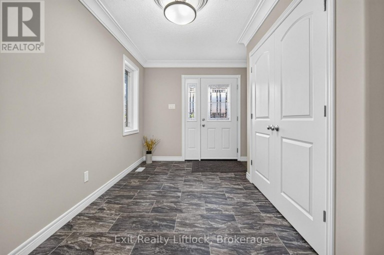 224 O'NEIL STREET, Peterborough (Monaghan Ward 2), Ontario, K9K0H5