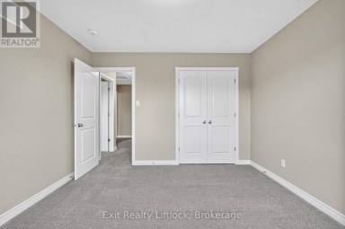224 O'NEIL STREET Peterborough (Monaghan Ward 2) Ontario photo 32