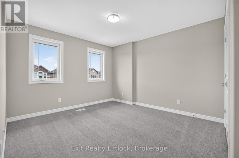 224 O'NEIL STREET, Peterborough (Monaghan Ward 2), Ontario, K9K0H5
