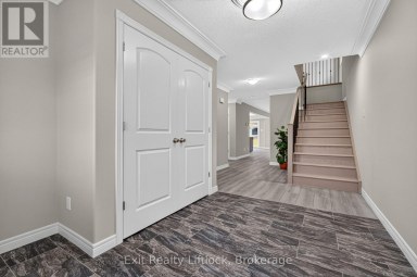 224 O'NEIL STREET Peterborough (Monaghan Ward 2) Ontario photo 4