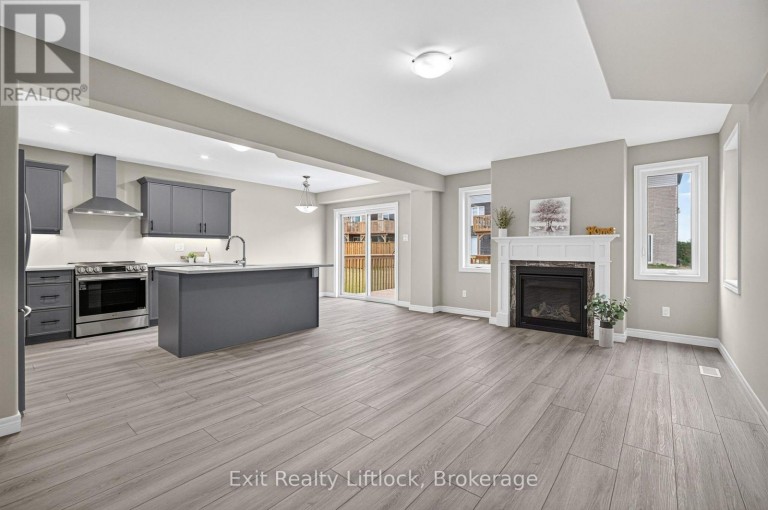224 O'NEIL STREET, Peterborough (Monaghan Ward 2), Ontario, K9K0H5