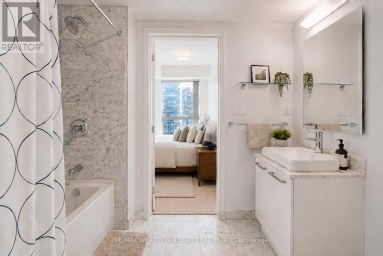 1403 - 12 YORK STREET Toronto (Waterfront Communities) Ontario photo 6