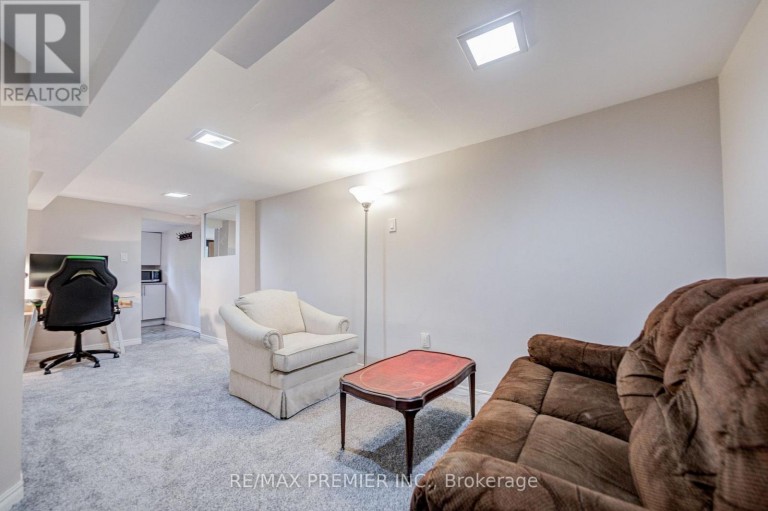 1 - 224 LIPPINCOTT STREET, Toronto (University), Ontario, M5S2P5