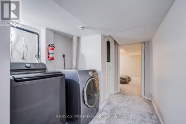 1 - 224 LIPPINCOTT STREET Toronto (University) Ontario photo 7
