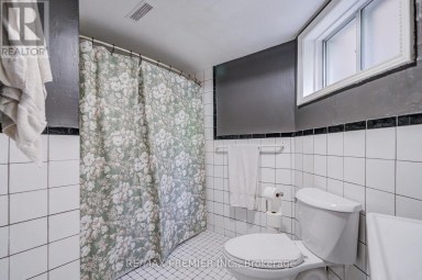 1 - 224 LIPPINCOTT STREET Toronto (University) Ontario photo 9