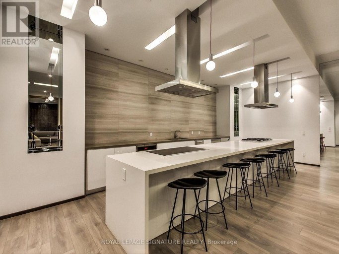 230 - 1030 KING STREET W, Toronto (Niagara), Ontario, M6K0B4