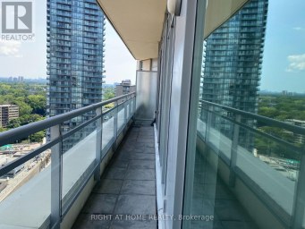 PH109 - 8 SCOLLARD STREET Toronto (Annex) Ontario photo 15