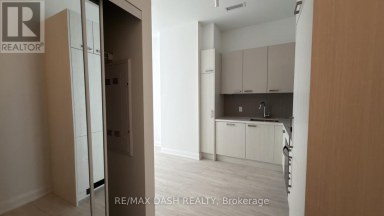 701 - 20 SOUDAN AVENUE Toronto (Mount Pleasant West) Ontario photo 10