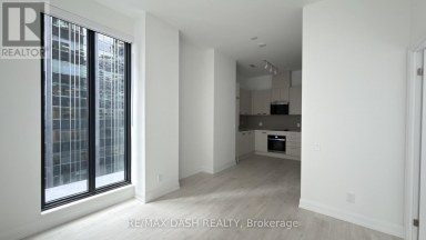 701 - 20 SOUDAN AVENUE Toronto (Mount Pleasant West) Ontario photo 13