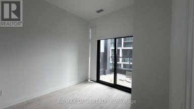 701 - 20 SOUDAN AVENUE Toronto (Mount Pleasant West) Ontario photo 8