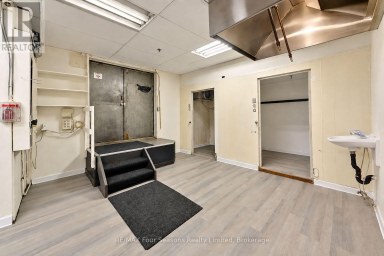 60, 62, 64 HURONTARIO STREET Collingwood Ontario photo 34