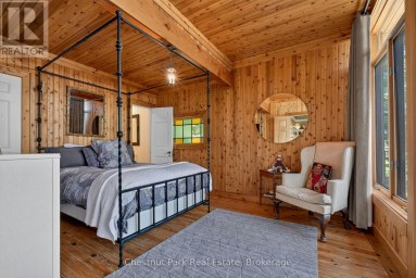 1018 PINE RIDGE ROAD Muskoka Lakes (Wood (Muskoka Lakes)) Ontario photo 15