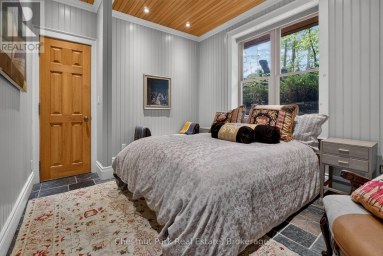 1018 PINE RIDGE ROAD Muskoka Lakes (Wood (Muskoka Lakes)) Ontario photo 17