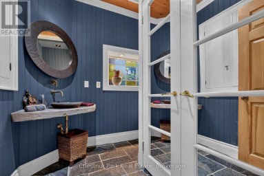 1018 PINE RIDGE ROAD Muskoka Lakes (Wood (Muskoka Lakes)) Ontario photo 6