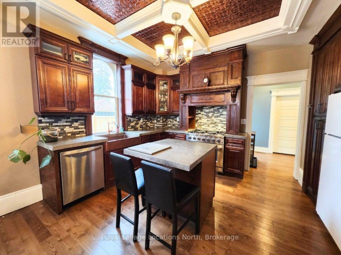 1181 4TH AVENUE W, Owen Sound, Ontario, N4K4W3